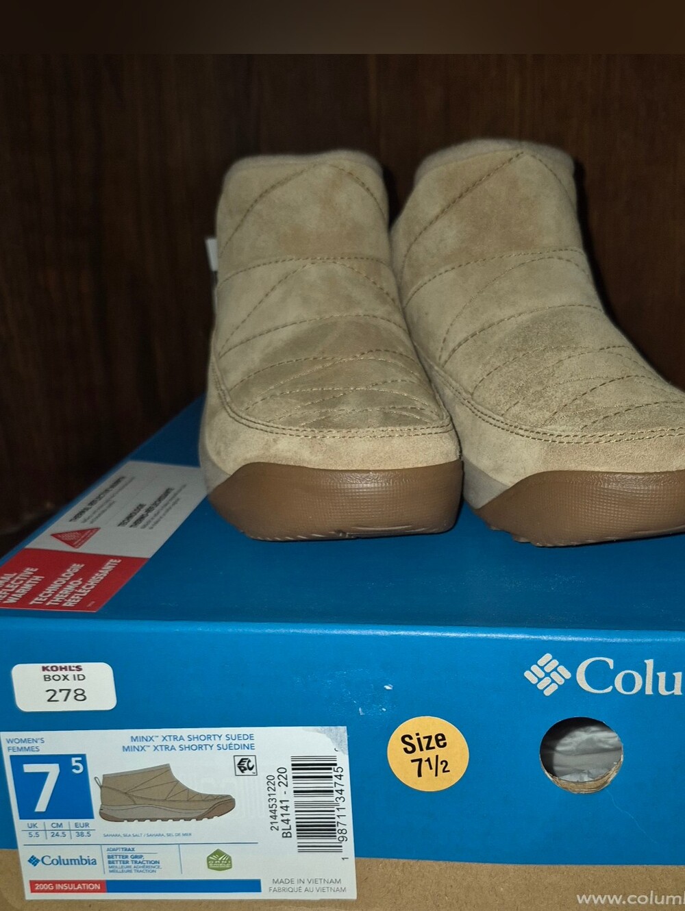 Columbia Women's Shorty Suede Slip-On in Tan/Light Brown 7.5